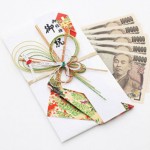 Pochibukuro envelope with 10,000 yen notes