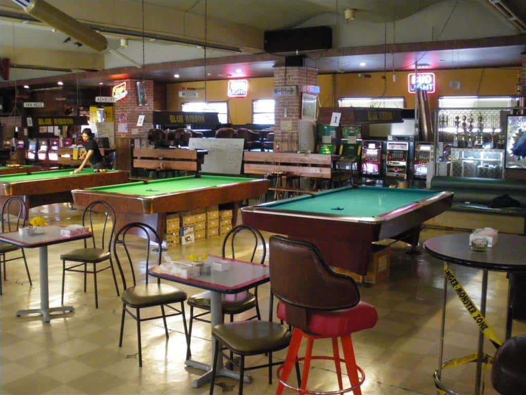 Billiards Tables and Games Machines at Blue Ribbon