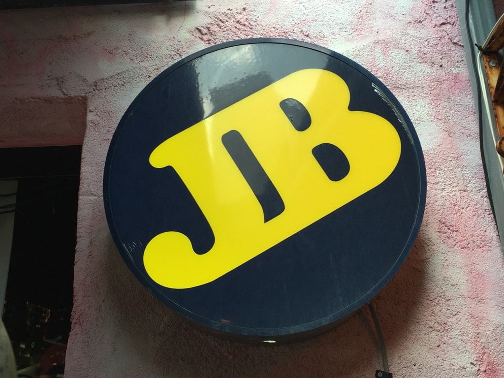 Jetta Burger Logo