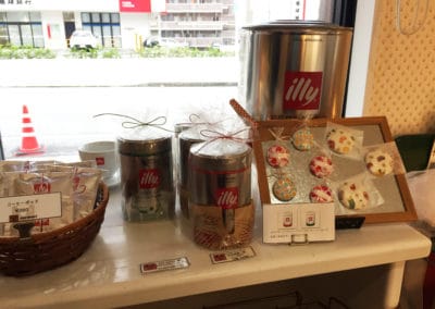 Illy Coffee Display