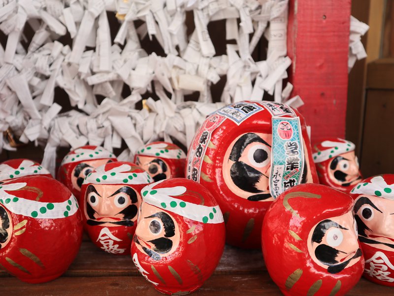 Daruma dolls