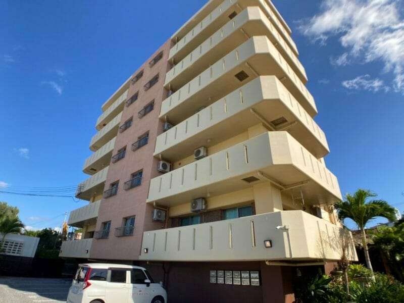 Sunrise Housing – 1unit per floor apt in Okinawa city